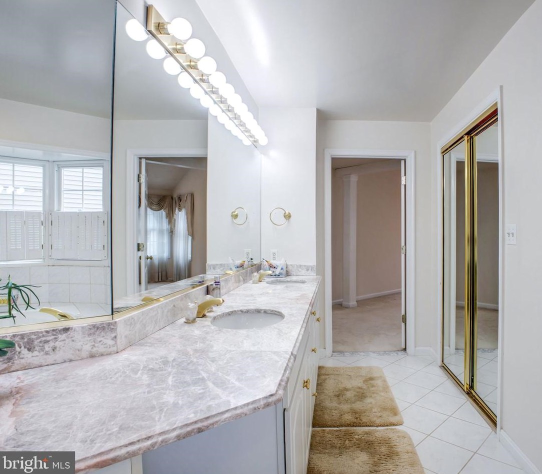 433 Bonifant Rd, Silver Spring MD 20905-5950 exterior