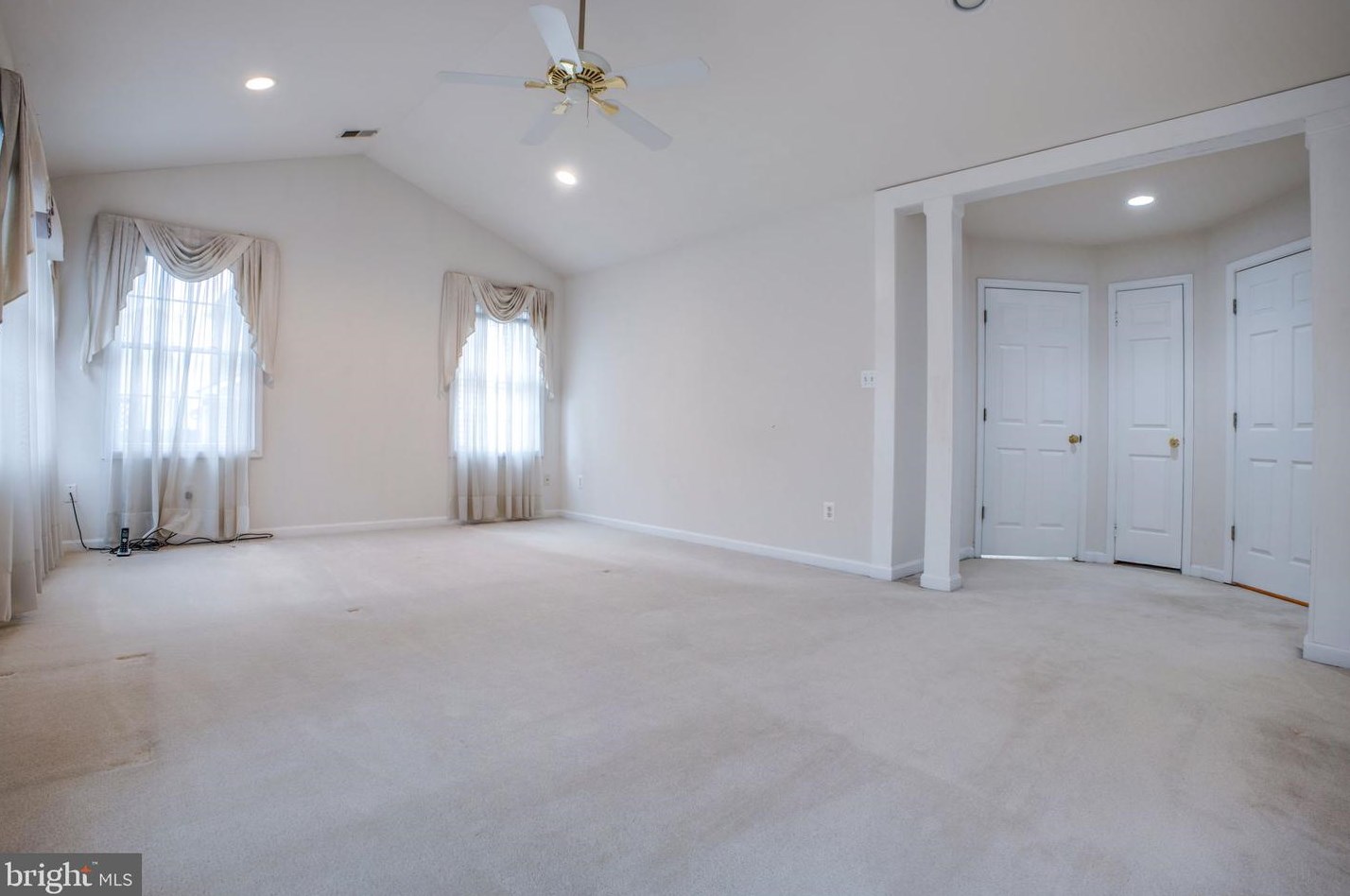 433 Bonifant Rd, Silver Spring MD 20905-5950 exterior