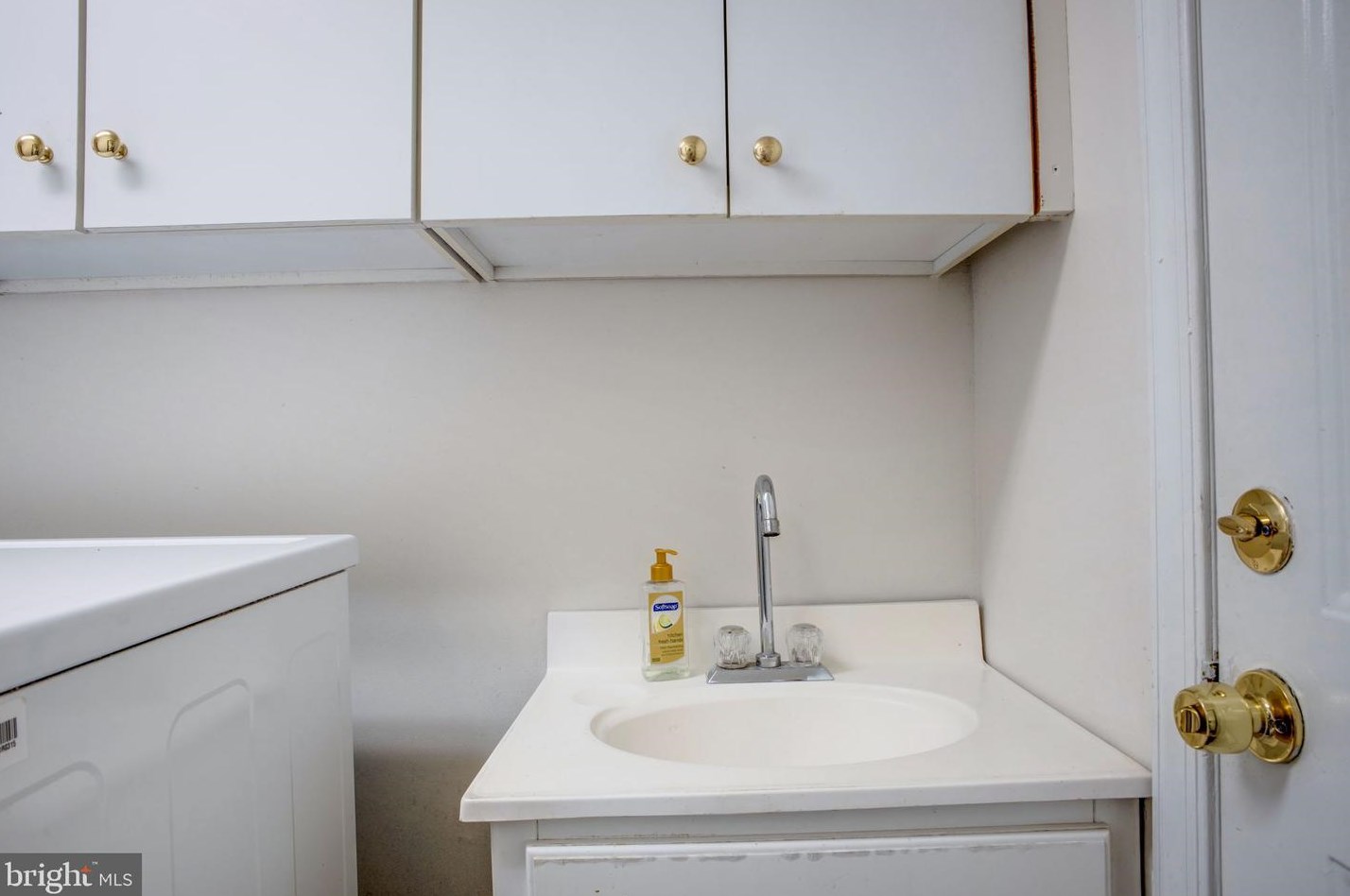 433 Bonifant Rd, Silver Spring MD 20905-5950 exterior