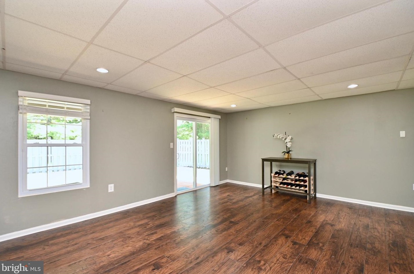 16 Capricorn Ct, Rockville MD 20855-2567 exterior