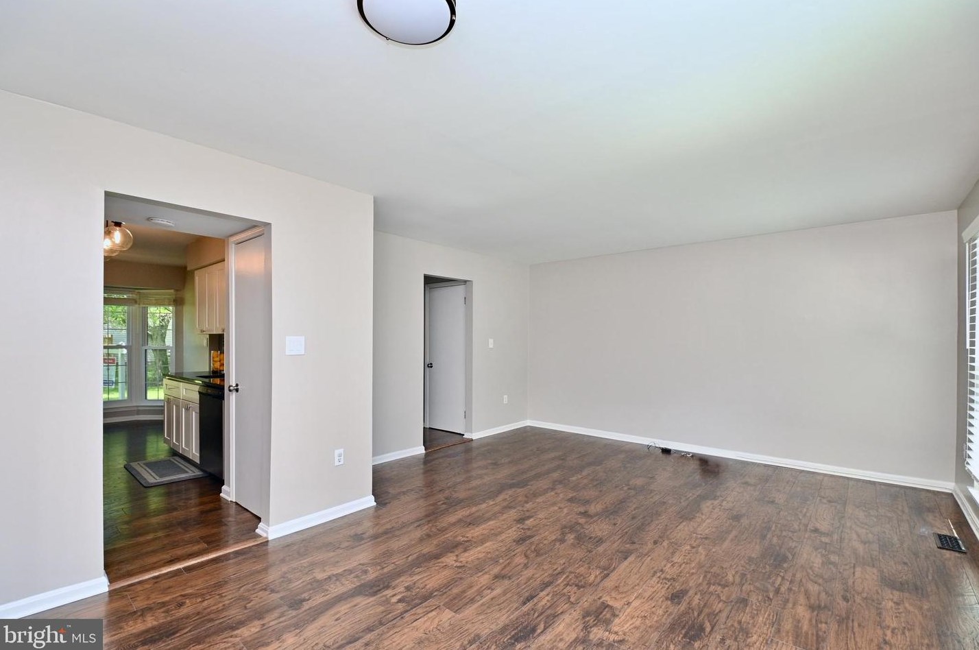 16 Capricorn Ct, Rockville MD 20855-2567 exterior