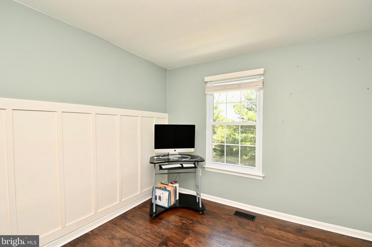 16 Capricorn Ct, Rockville MD 20855-2567 exterior