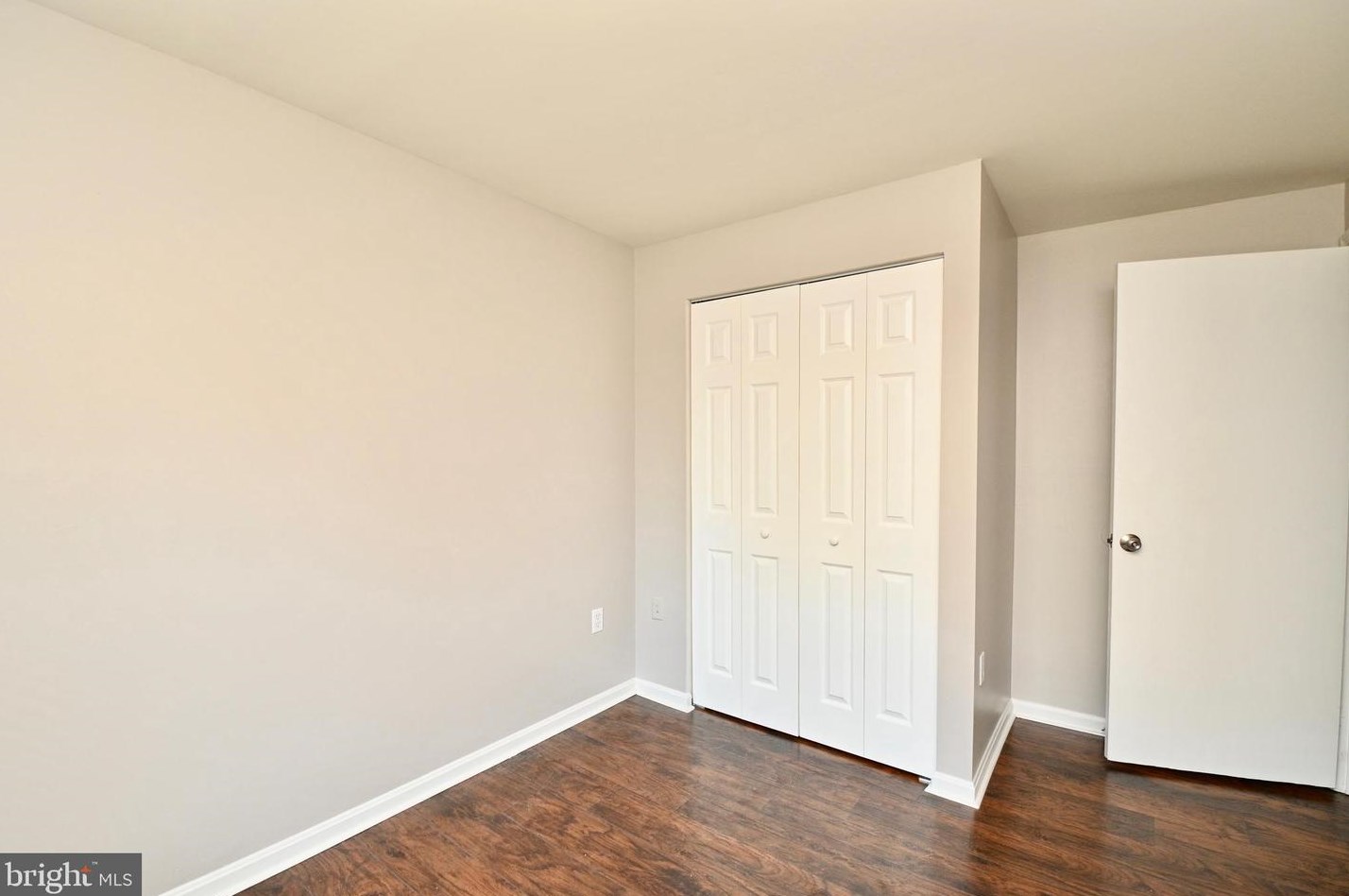 16 Capricorn Ct, Rockville MD 20855-2567 exterior