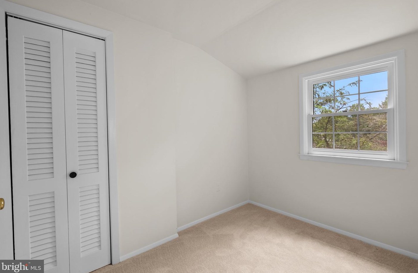 2708 Weisman Rd, Silver Spring MD 20902-2141 exterior