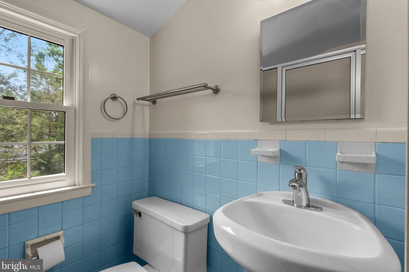 2708 Weisman Rd, Silver Spring MD 20902-2141 exterior