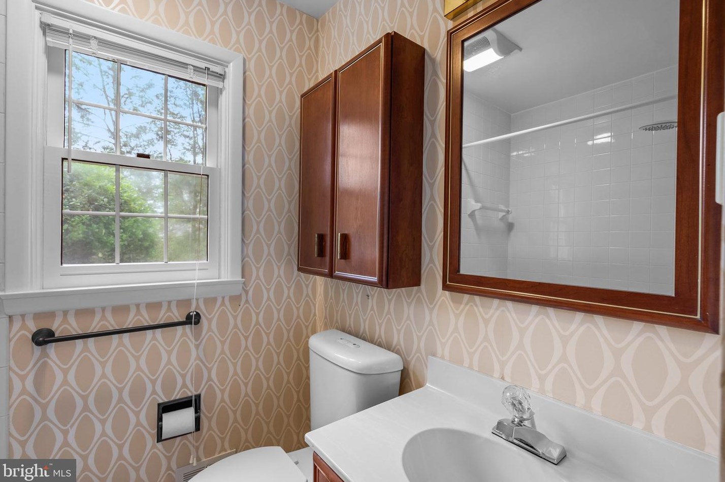 2708 Weisman Rd, Silver Spring MD 20902-2141 exterior