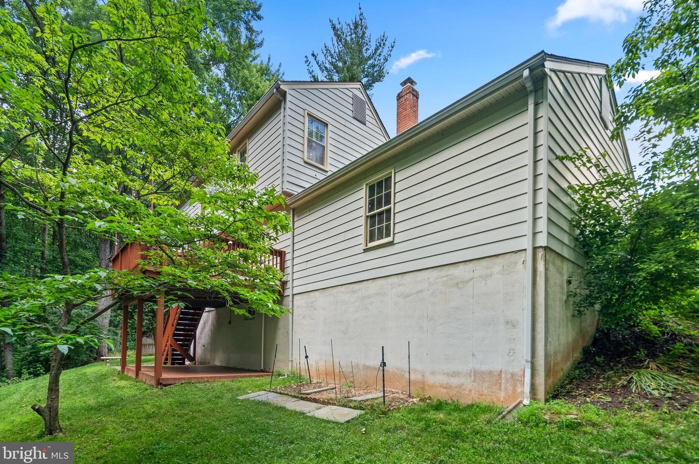 13000 Greenstone Ct, Silver Spring MD exterior