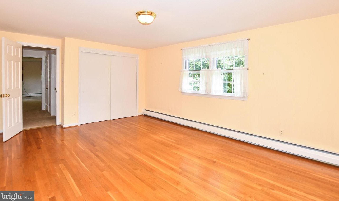 11801 Renick Ln, Silver Spring MD 20904-2871 exterior