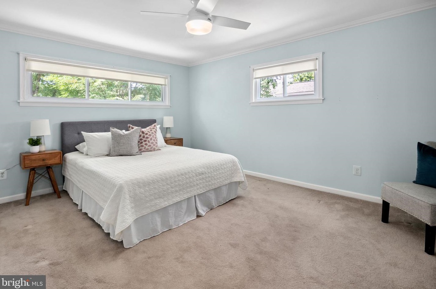 2304 Mcauliffe Dr, Rockville MD 20851-1550 exterior