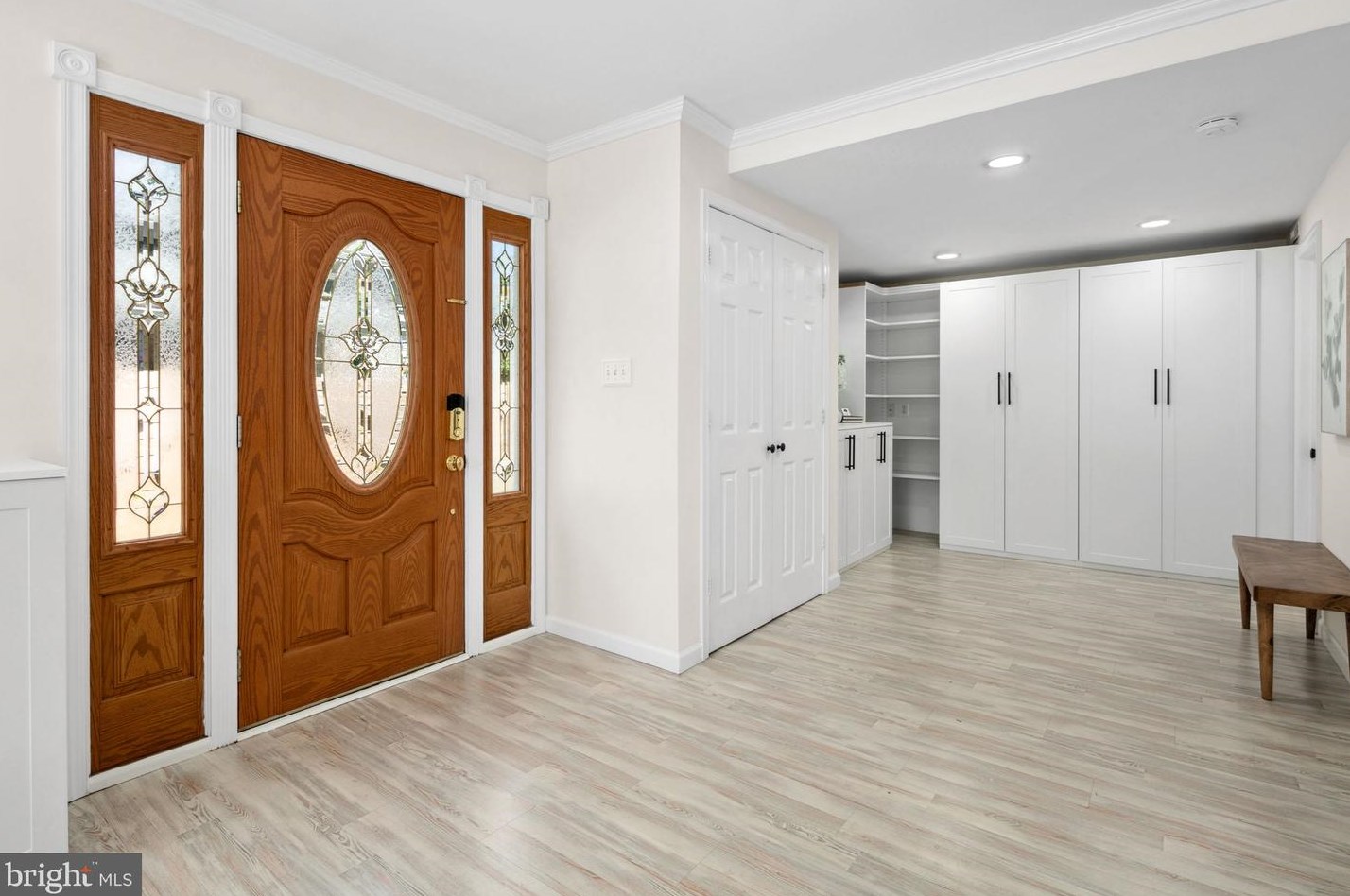 2304 Mcauliffe Dr, Rockville MD 20851-1550 exterior