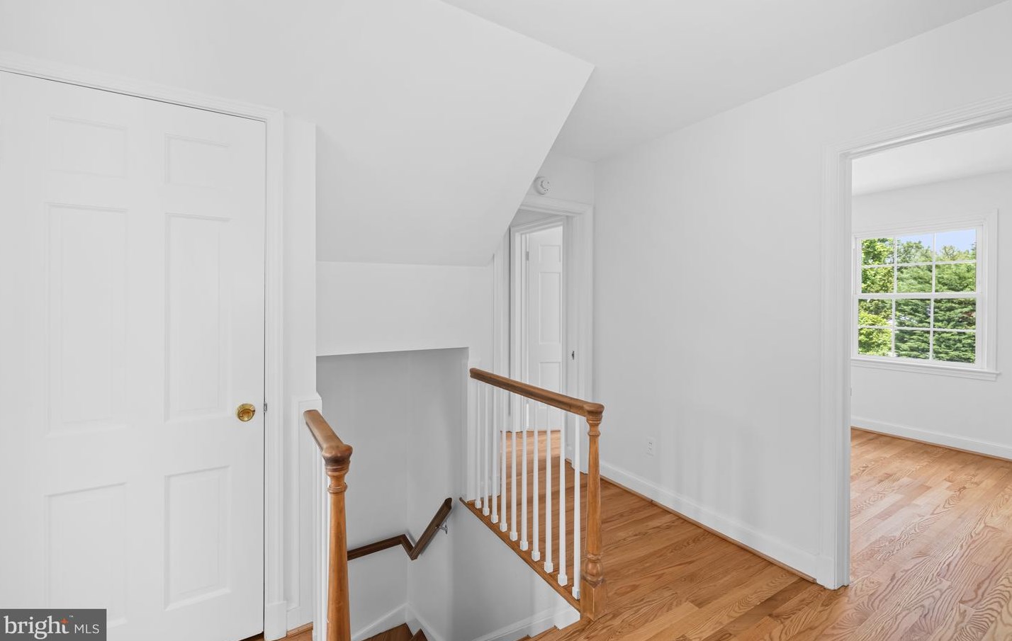 3601 Dunlop St, Bethesda MD 20815-5924 exterior