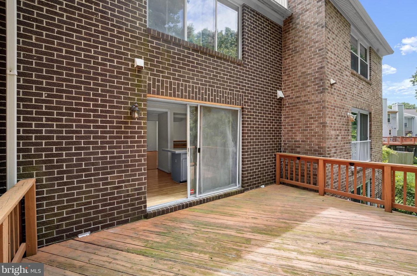 11459 Encore Dr, Silver Spring MD 20901-5043 exterior