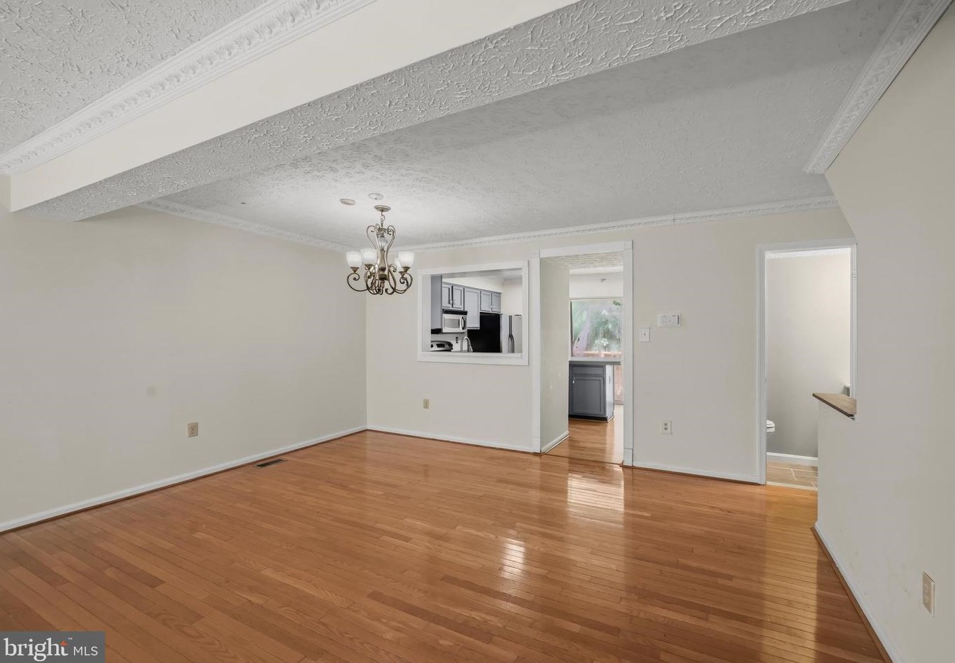 11459 Encore Dr, Silver Spring MD 20901-5043 exterior