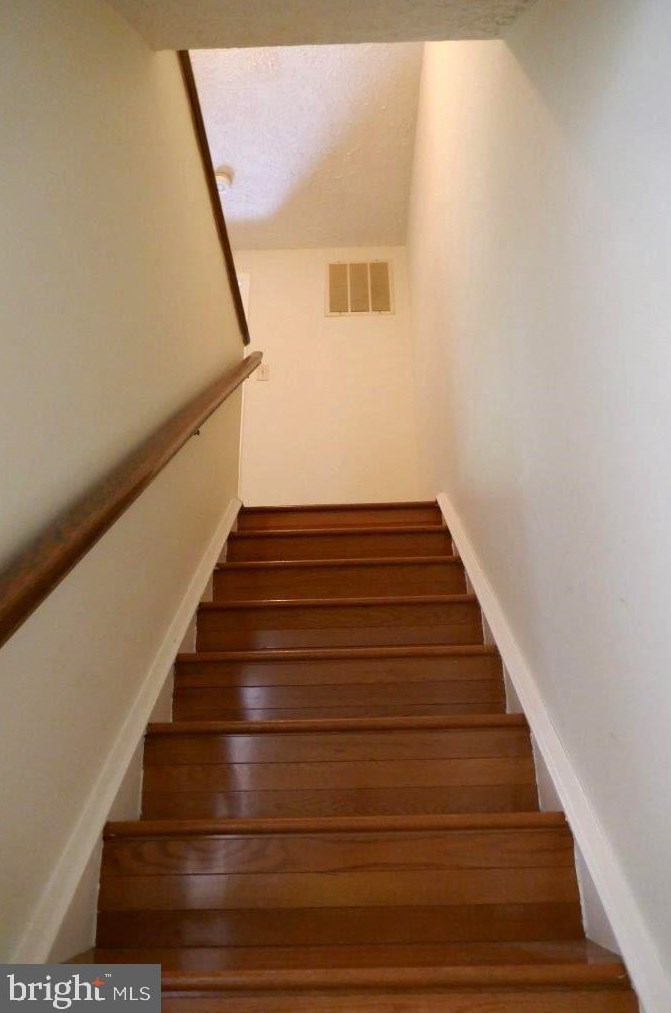 11459 Encore Dr, Silver Spring MD 20901-5043 exterior