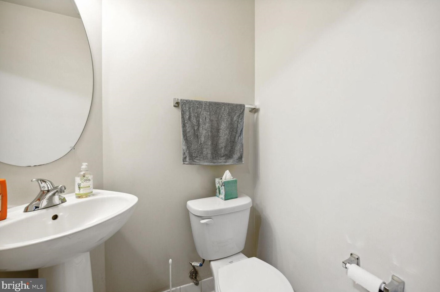 910 Havencrest St, Rockville MD 20850-6086 exterior