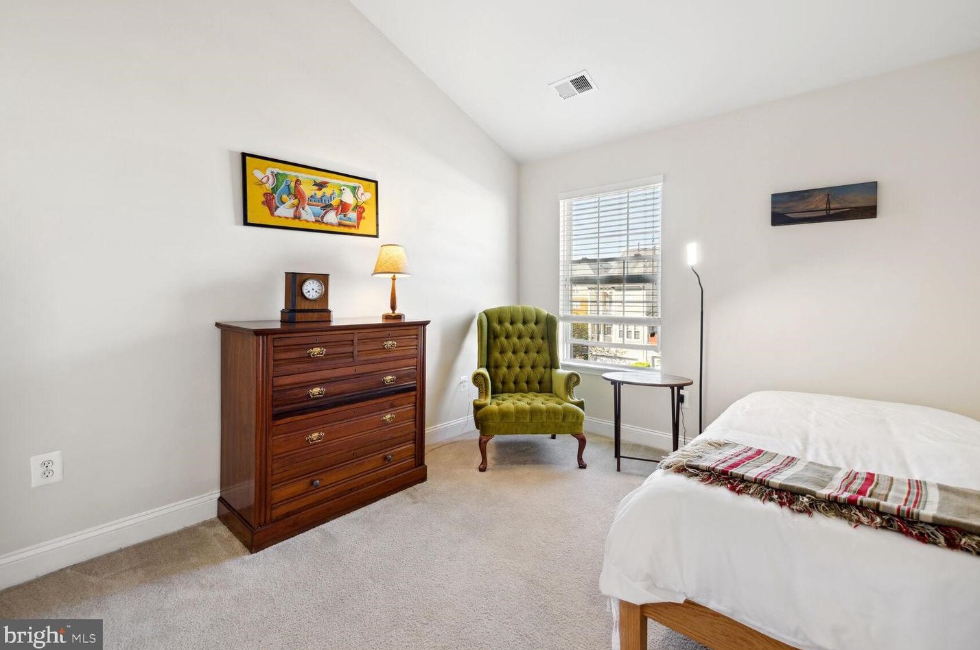 910 Havencrest St, Rockville MD 20850-6086 exterior