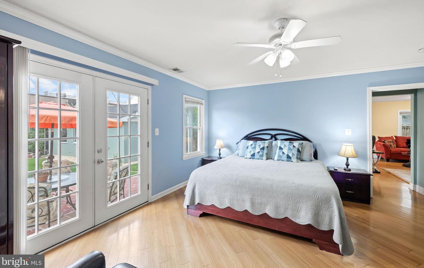 1127 Lewis Ave, Rockville MD 20851-2330 exterior