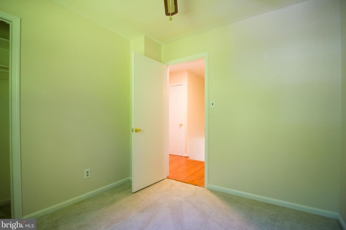 1820 Middlevale Ter, Silver Spring MD 20906-3350 exterior