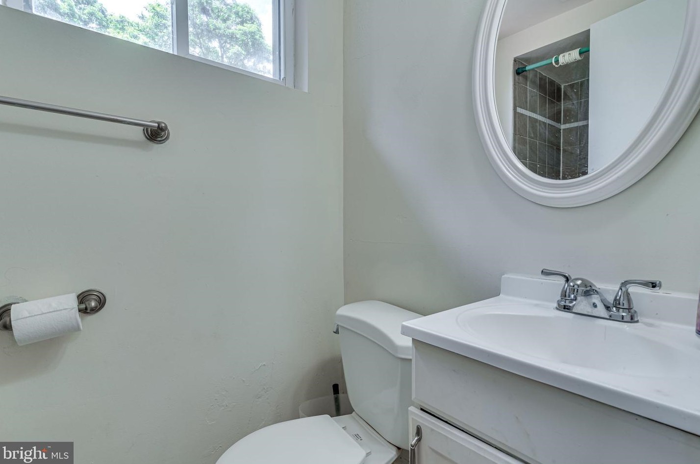 11216 Bybee St, Silver Spring MD 20902-3205 exterior