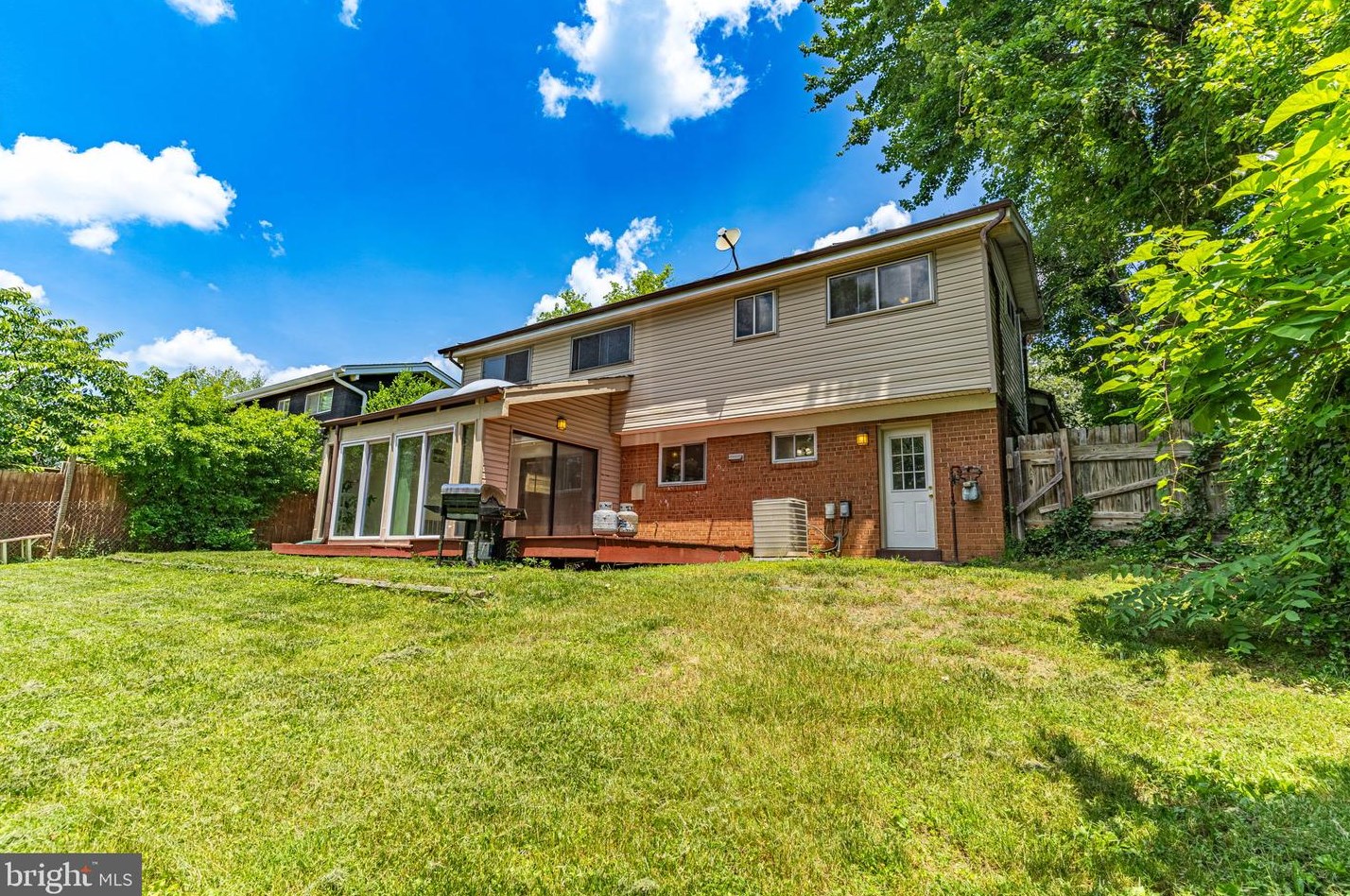 11216 Bybee St, Silver Spring MD 20902-3205 exterior