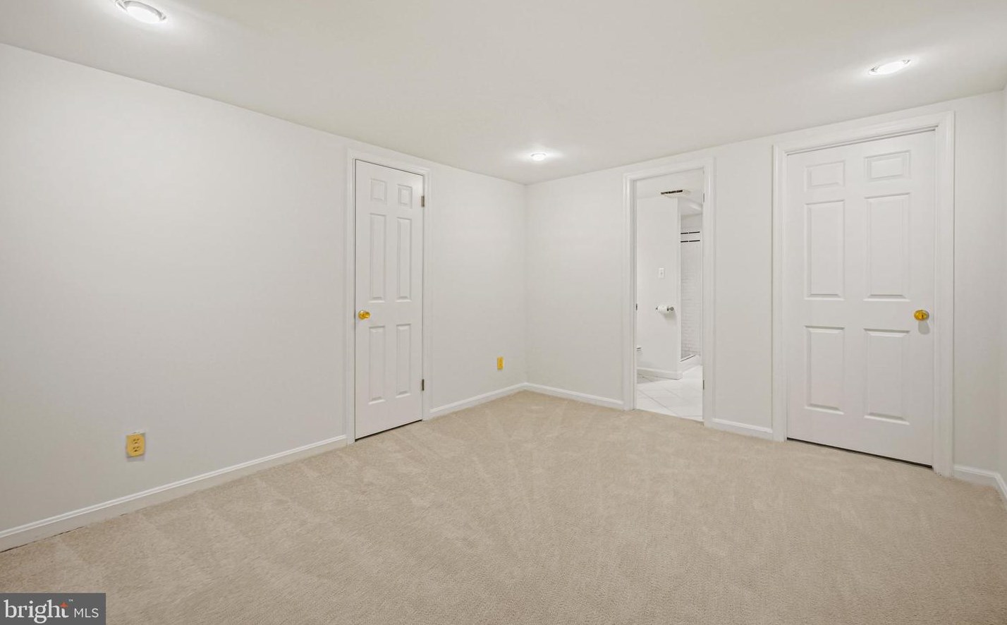 14547 Jaystone Dr, Silver Spring MD 20905-7410 exterior