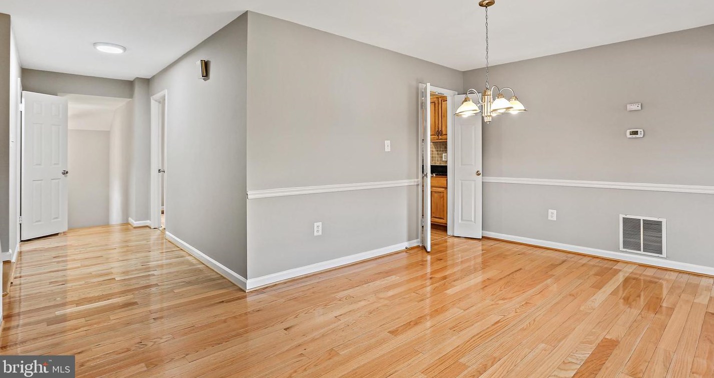 11360 Empire Ln, Rockville MD 20852-2869 exterior