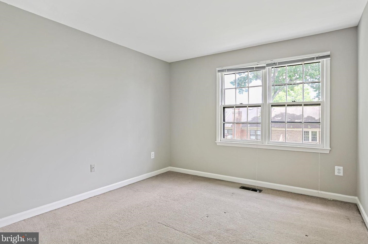 11360 Empire Ln, Rockville MD 20852-2869 exterior