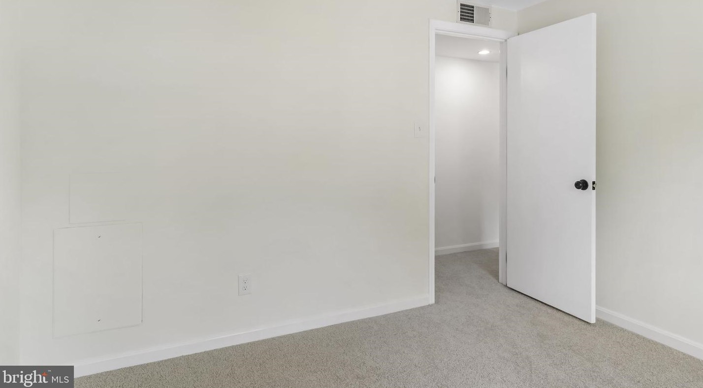 19007 Coltfield Ct, Gaithersburg MD 20886-3952 exterior