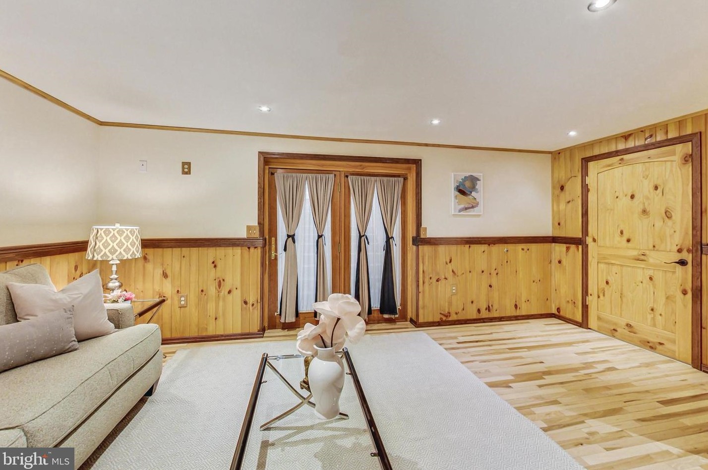 9300 Huntmaster Rd, Gaithersburg MD 20882-1332 exterior