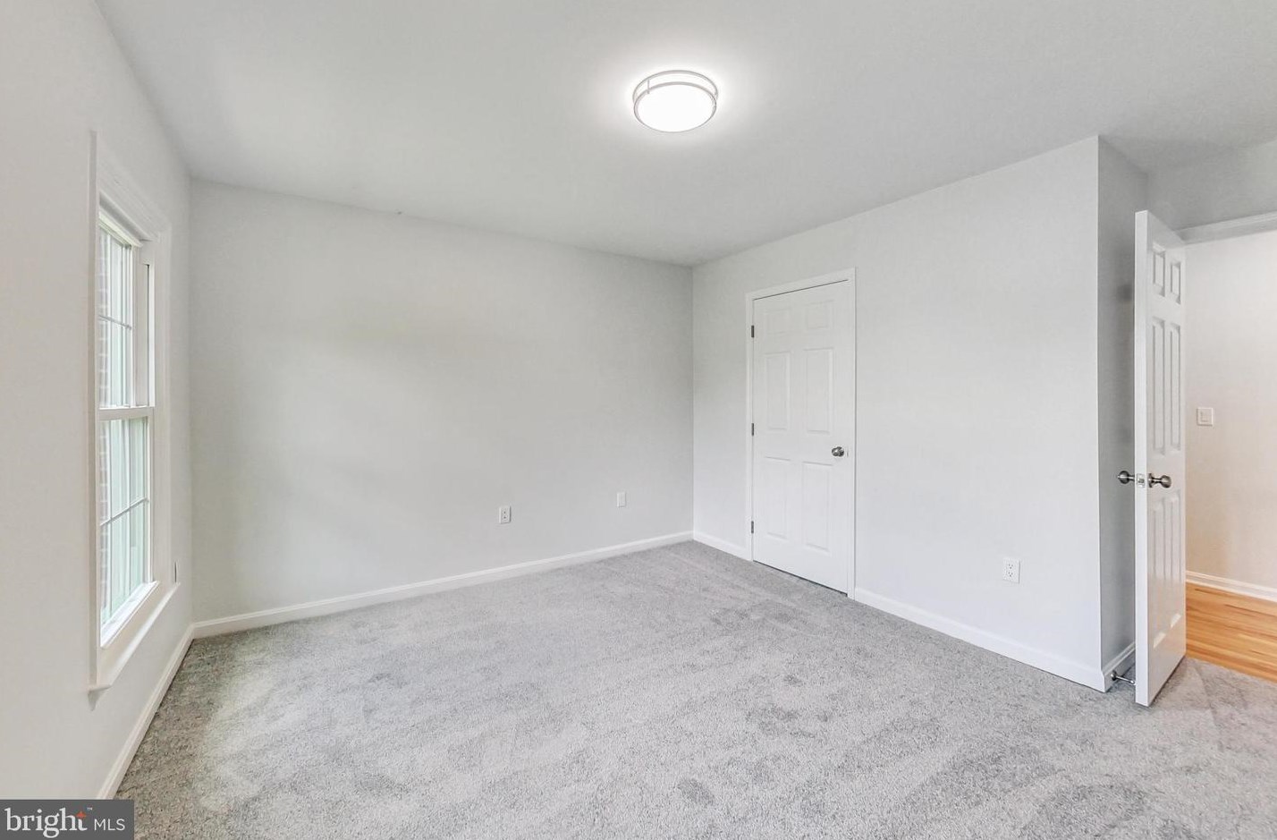 9300 Huntmaster Rd, Gaithersburg MD 20882-1332 exterior