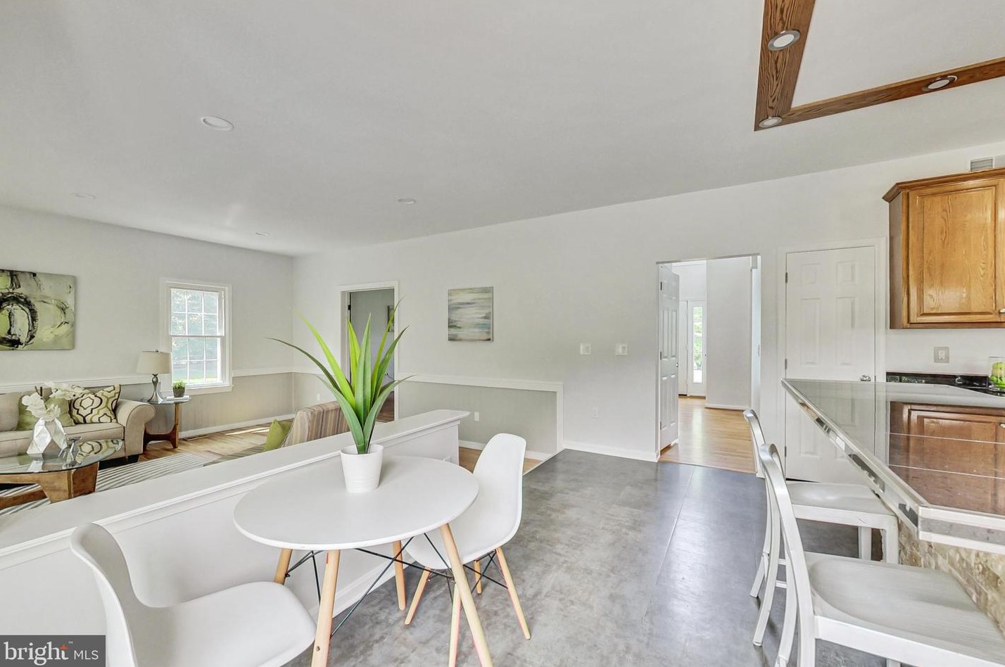 9300 Huntmaster Rd, Gaithersburg MD 20882-1332 exterior