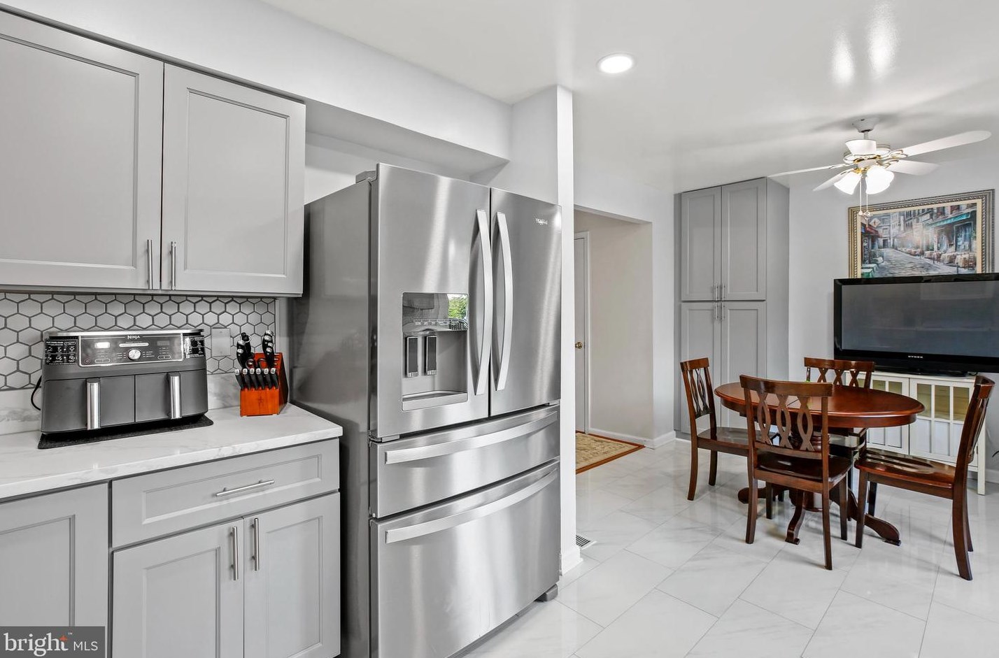 15 Forest Landing Ct, Rockville MD 20850-3925 exterior