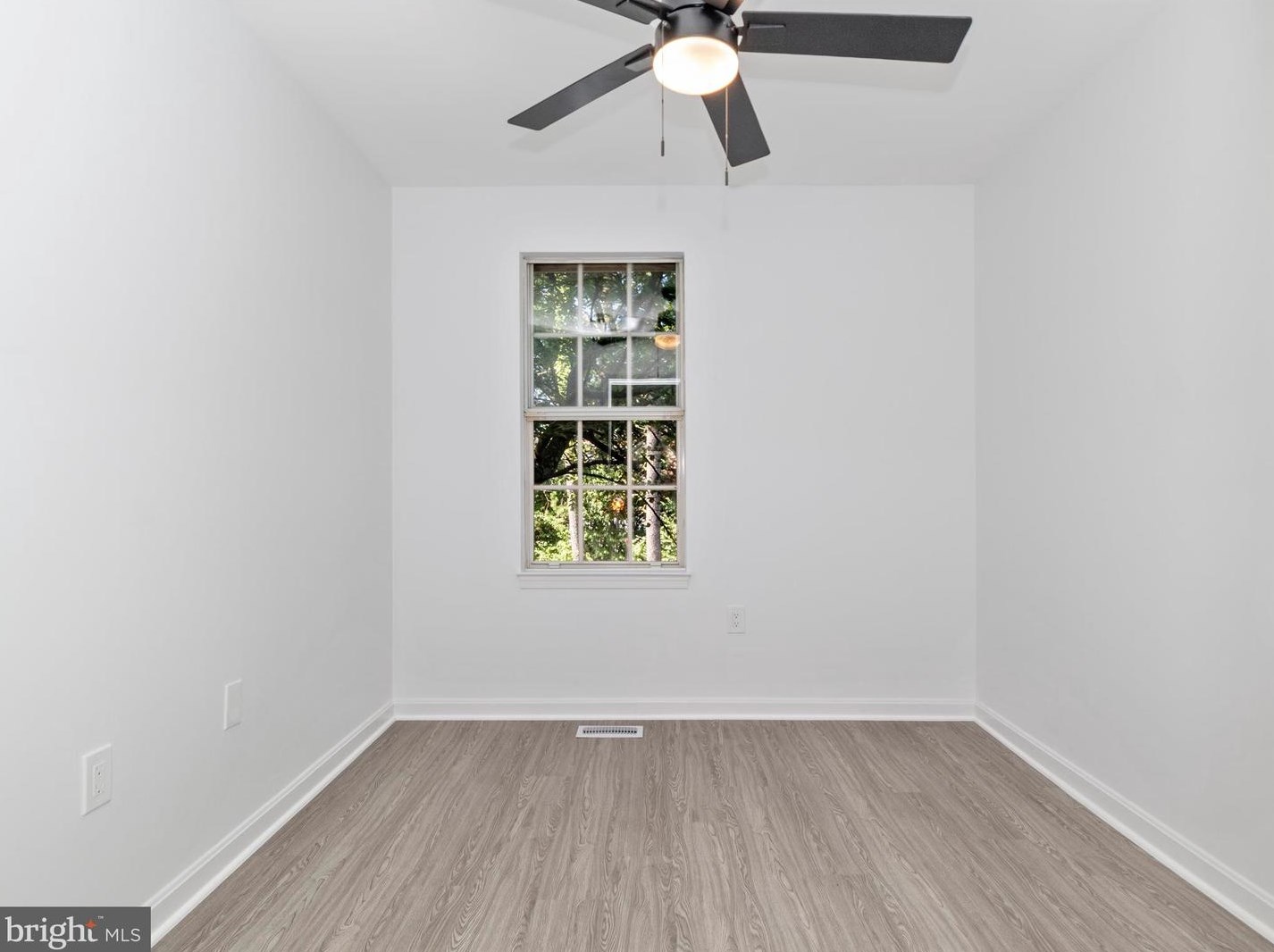 3930 Ferrara Dr, Silver Spring MD 20906-4763 exterior