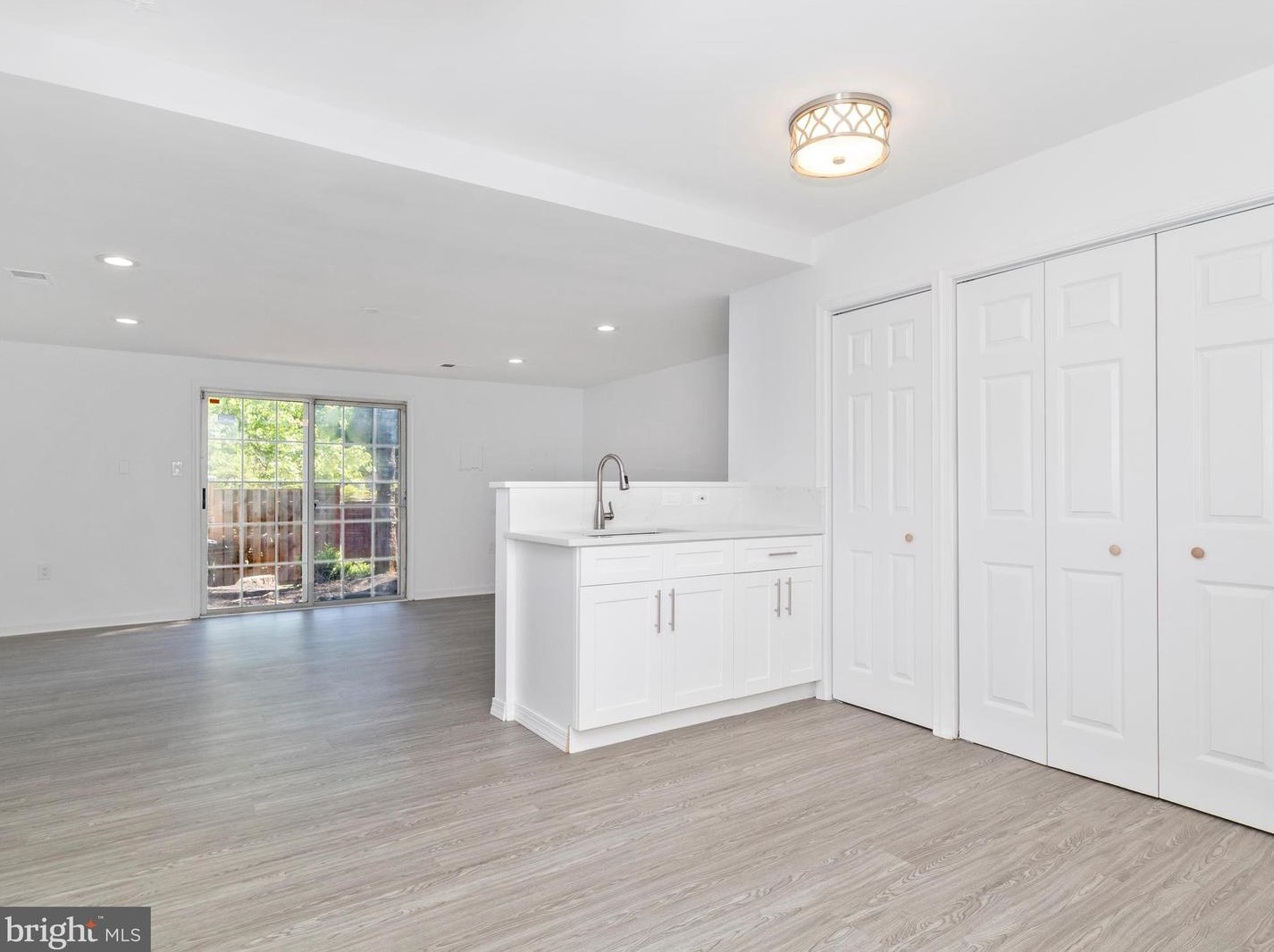 3930 Ferrara Dr, Silver Spring MD 20906-4763 exterior