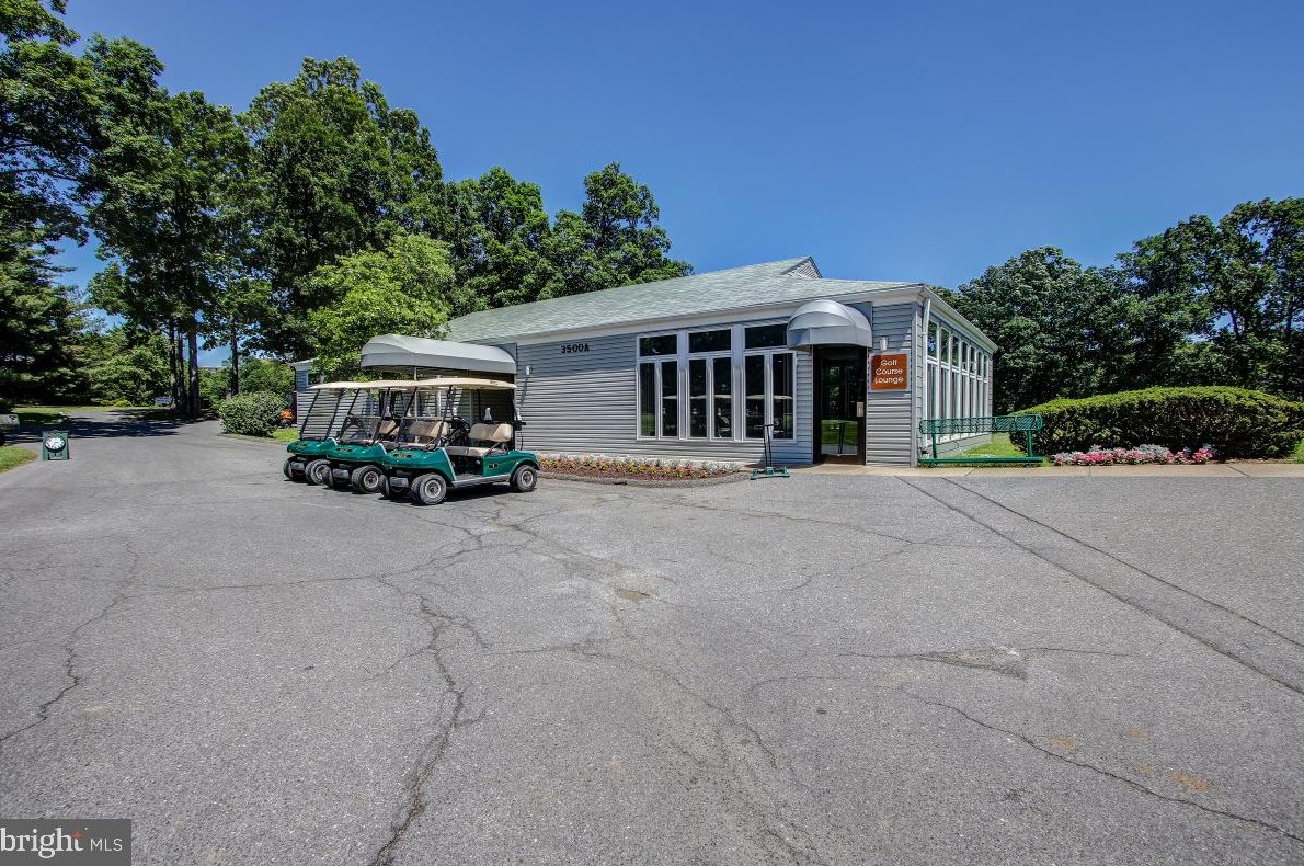 2901 Leisure World Blvd, Silver Spring MD 20906-1365 exterior