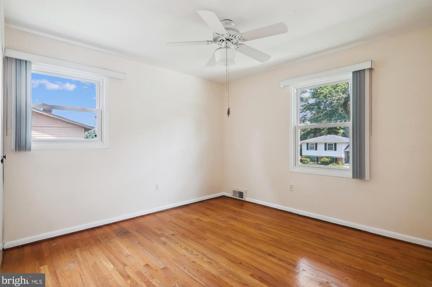 14312 Blackmon Dr, Rockville MD 20853-2144 exterior