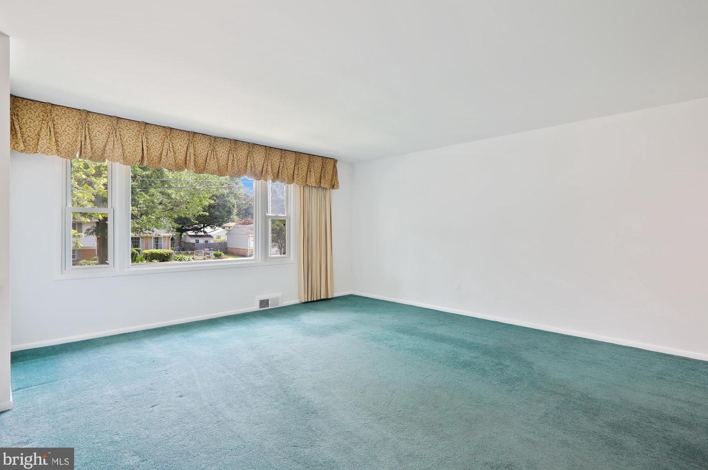 14312 Blackmon Dr, Rockville MD 20853-2144 exterior