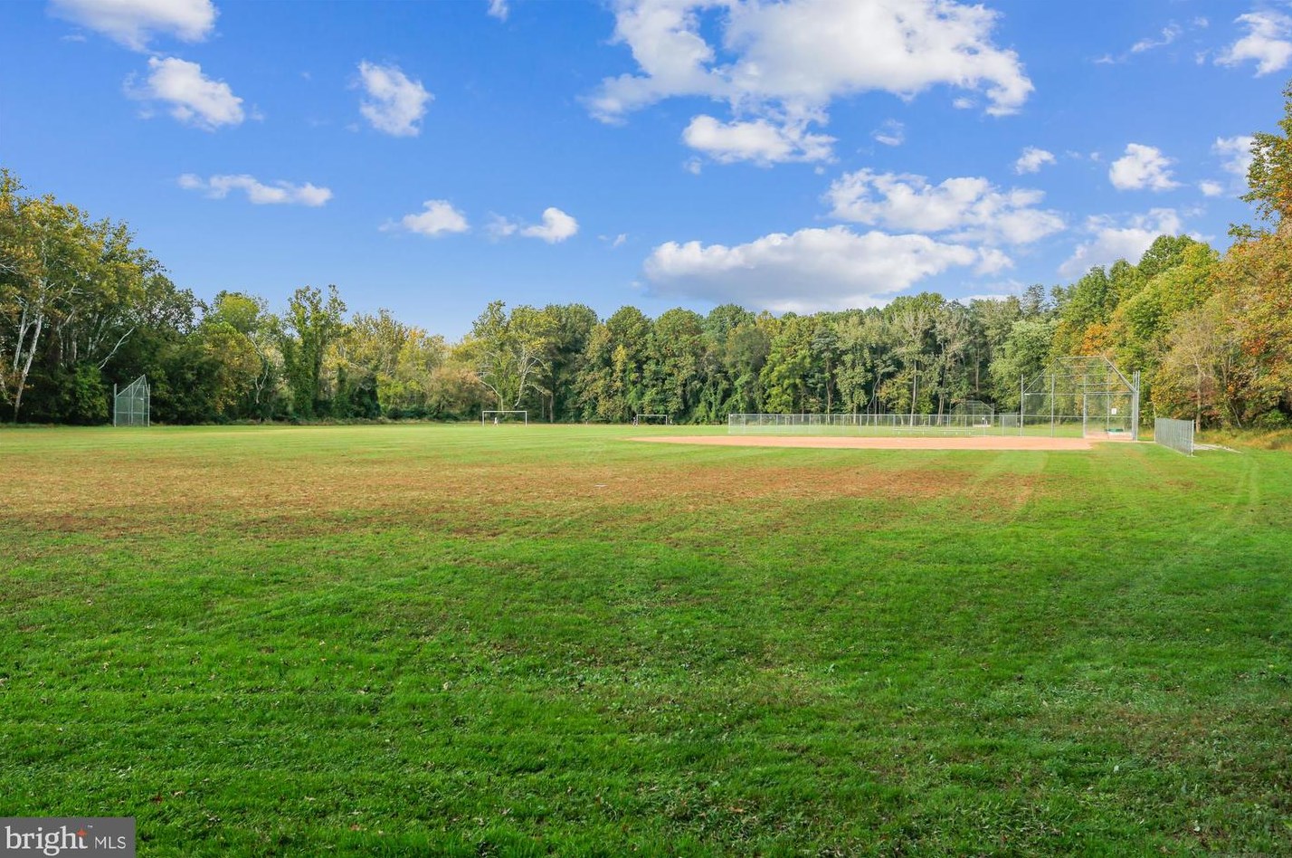 14312 Blackmon Dr, Rockville MD 20853-2144 exterior