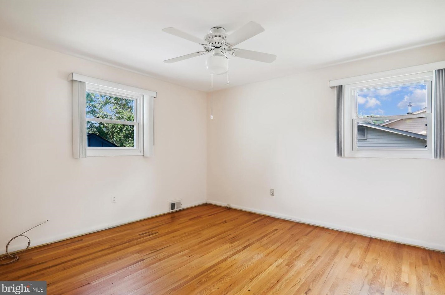 14312 Blackmon Dr, Rockville MD 20853-2144 exterior