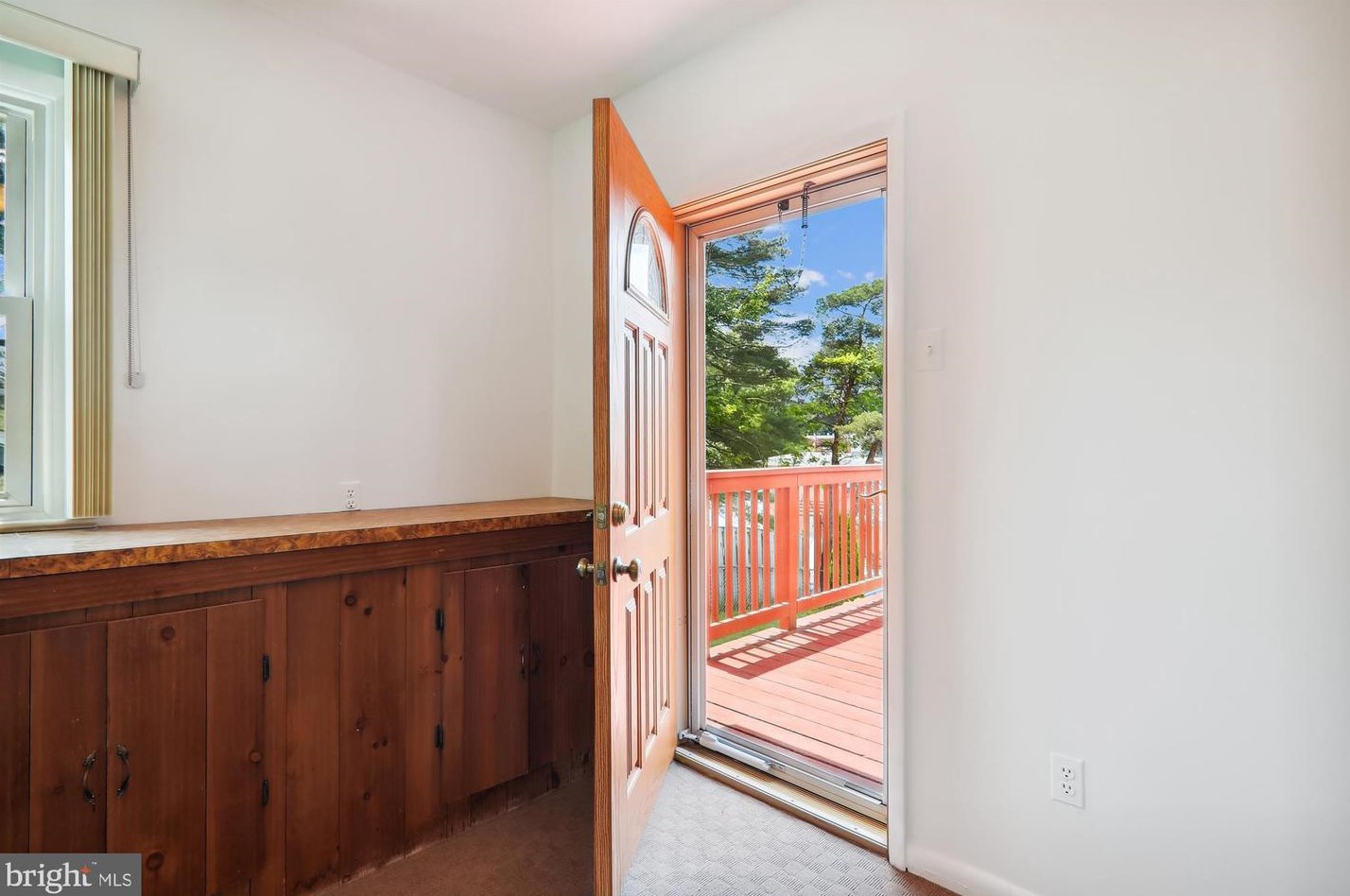 14312 Blackmon Dr, Rockville MD 20853-2144 exterior