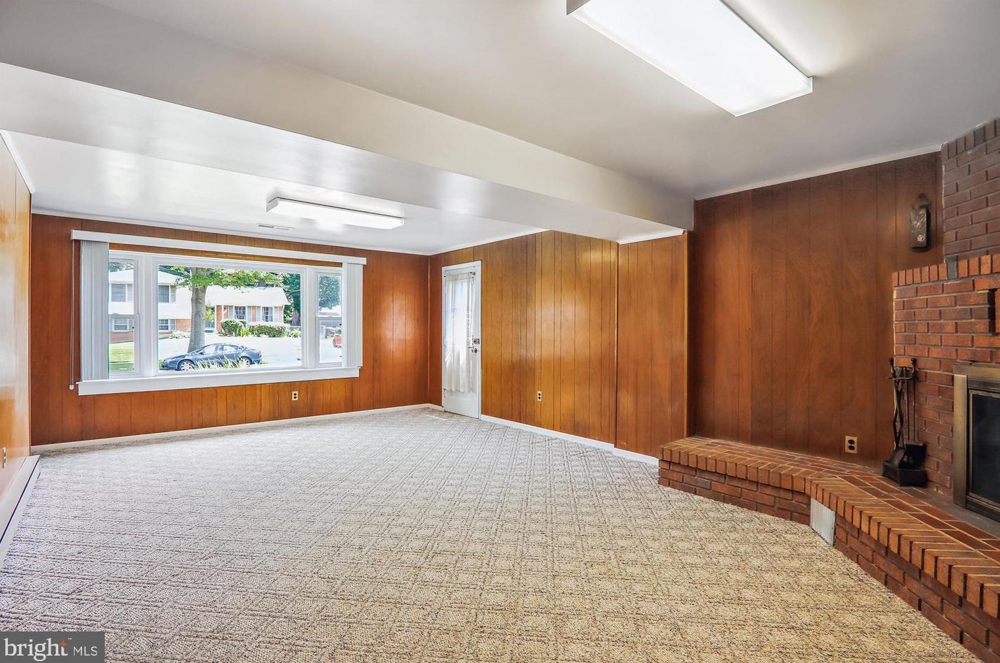 14312 Blackmon Dr, Rockville MD 20853-2144 exterior