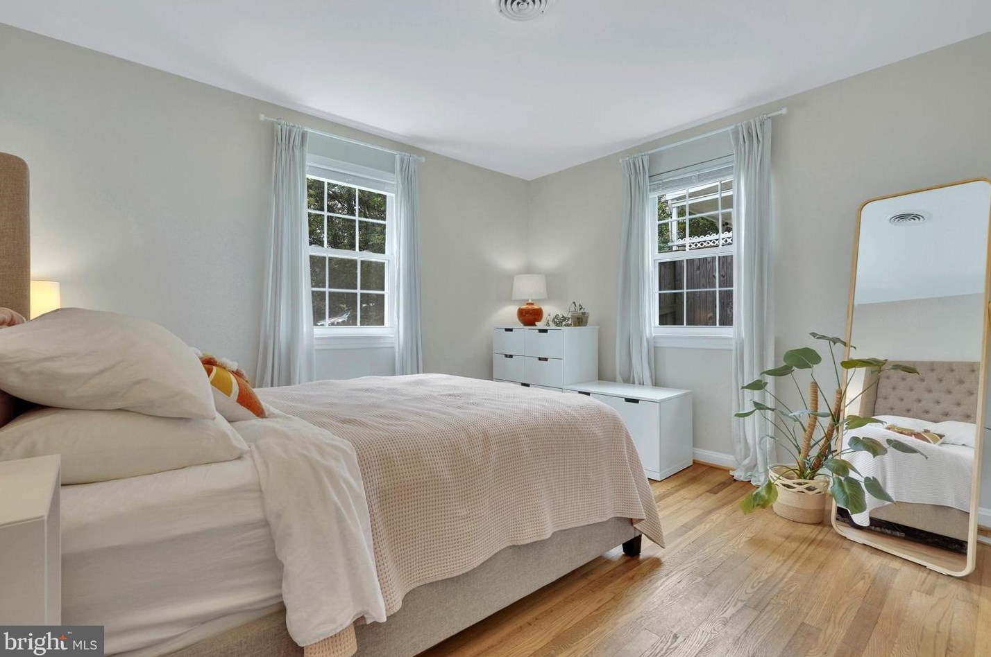 2411 Darrow St, Silver Spring MD 20902-4919 exterior