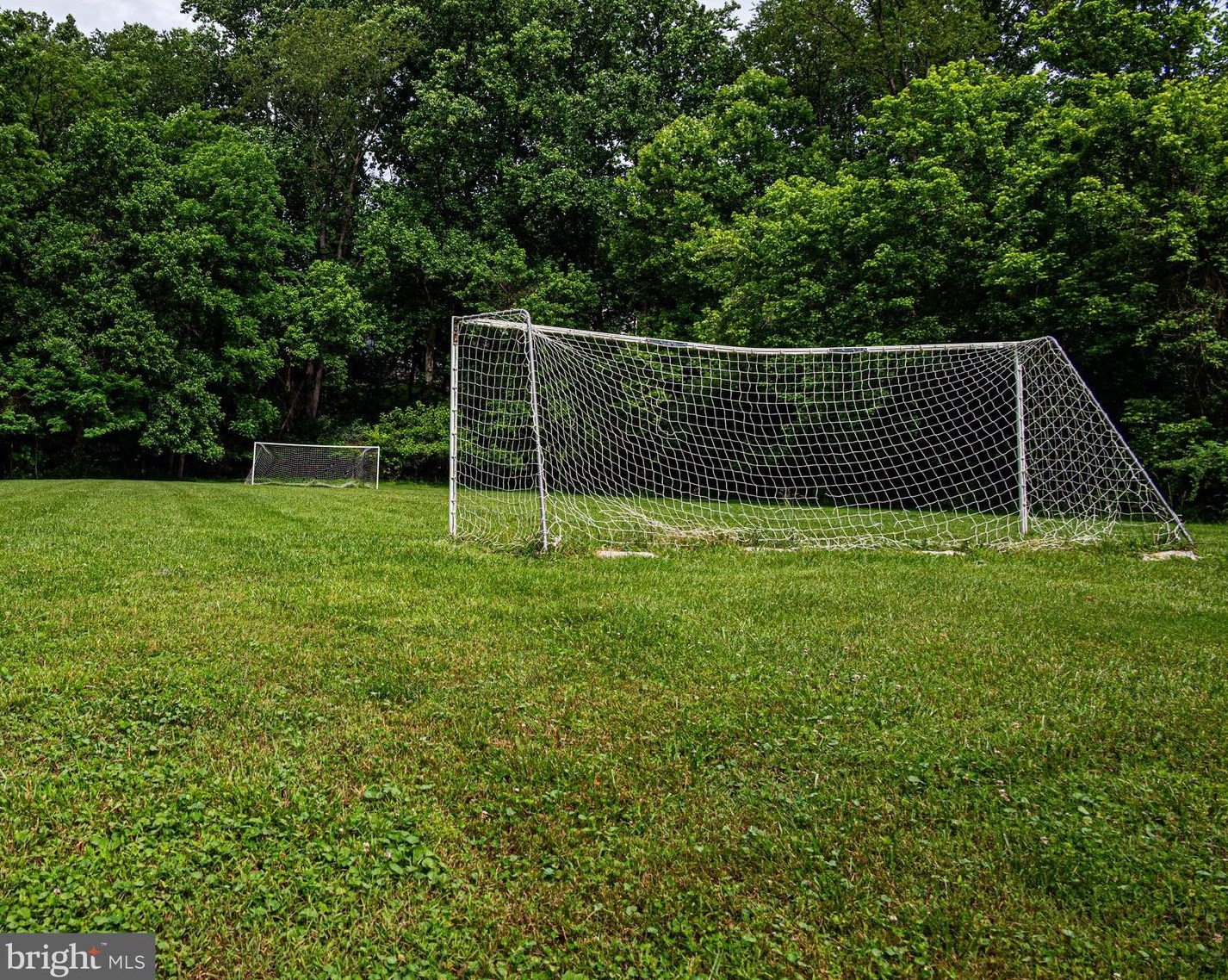 1216 Fallsmead Way, Rockville MD 20854-5549 exterior