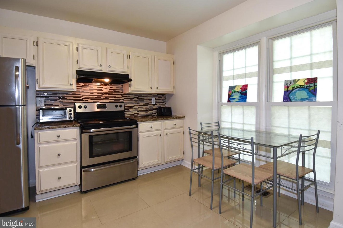 9308 Frostburg Way, Gaithersburg MD 20886-1450 exterior