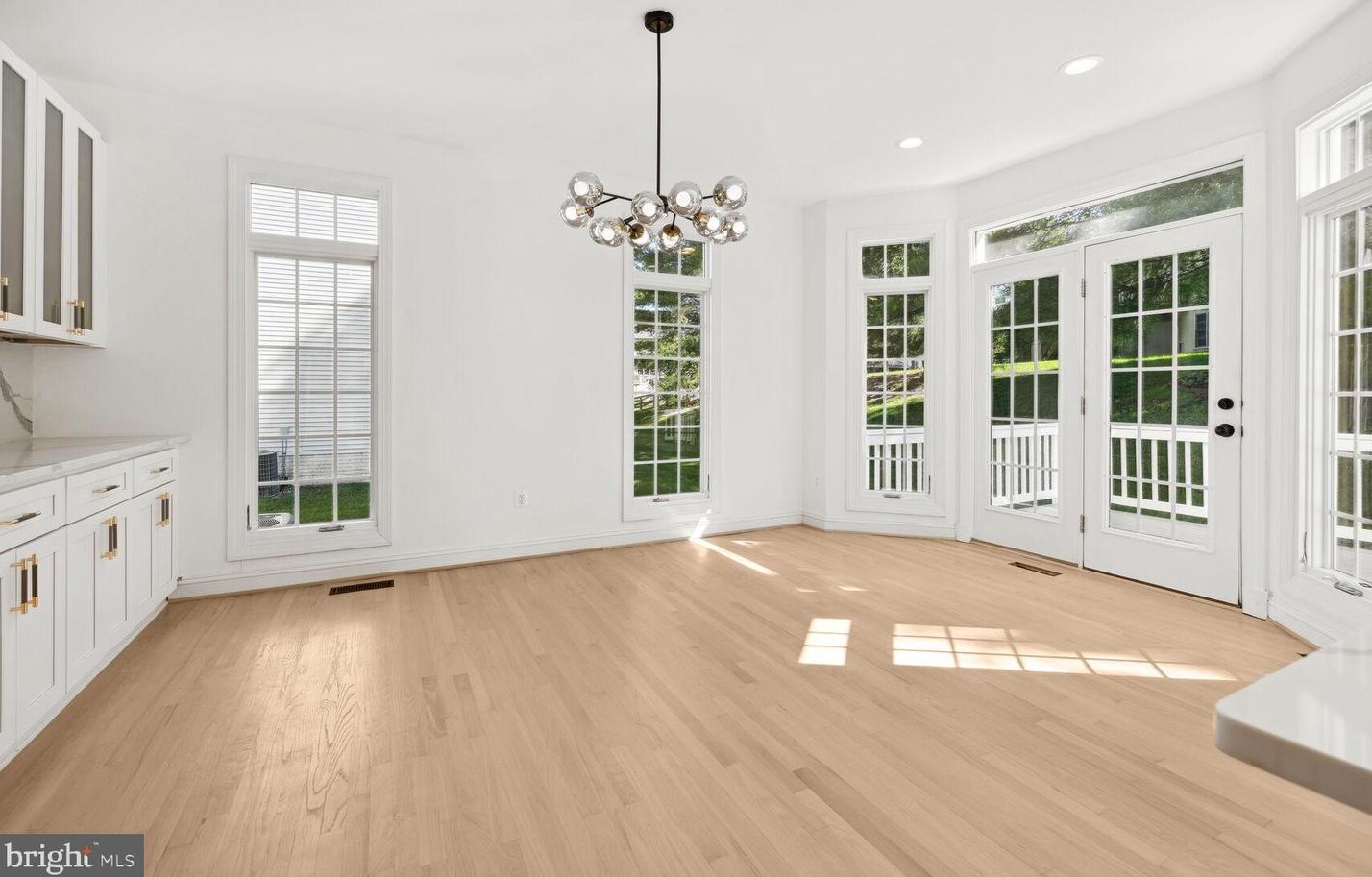 9909 Bald Cypress Dr, Rockville MD 20850-5412 exterior