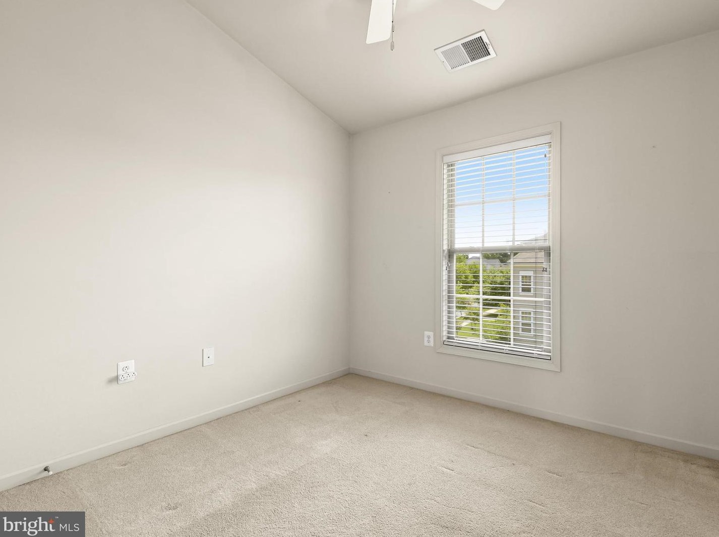 13403 Deer Highlands Way, Silver Spring MD 20906-6724 exterior