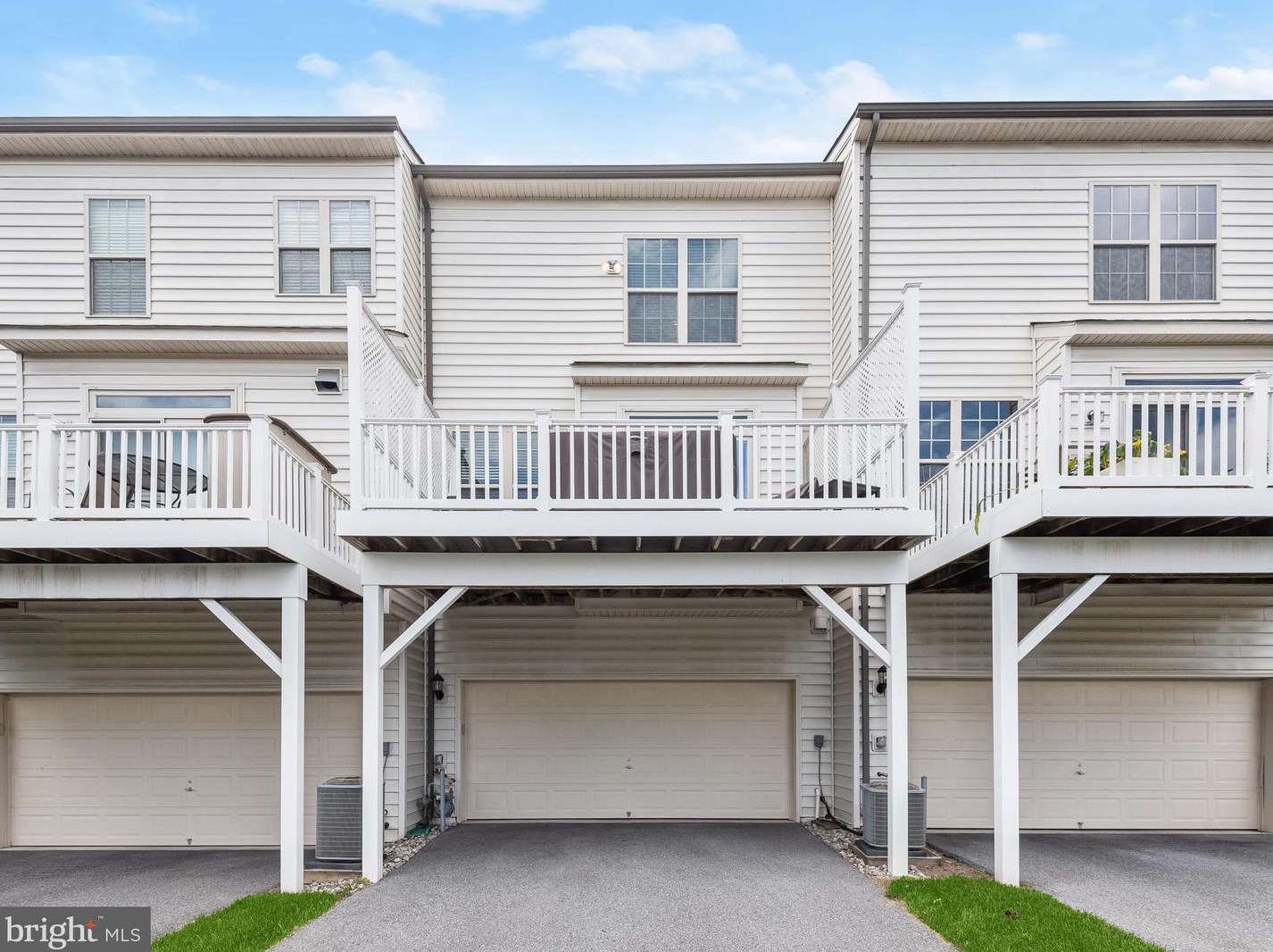 13403 Deer Highlands Way, Silver Spring MD 20906-6724 exterior