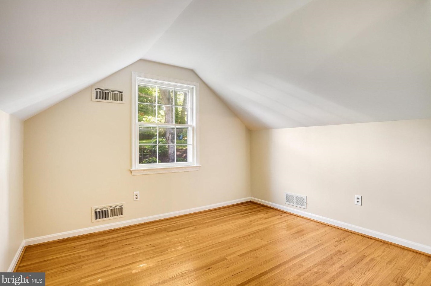 512 Highgate Ter, Silver Spring MD 20904-6312 exterior