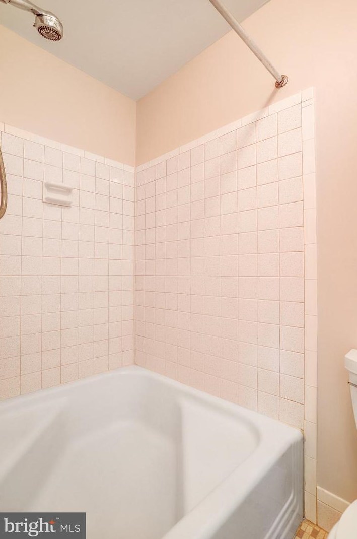 512 Highgate Ter, Silver Spring MD 20904-6312 exterior