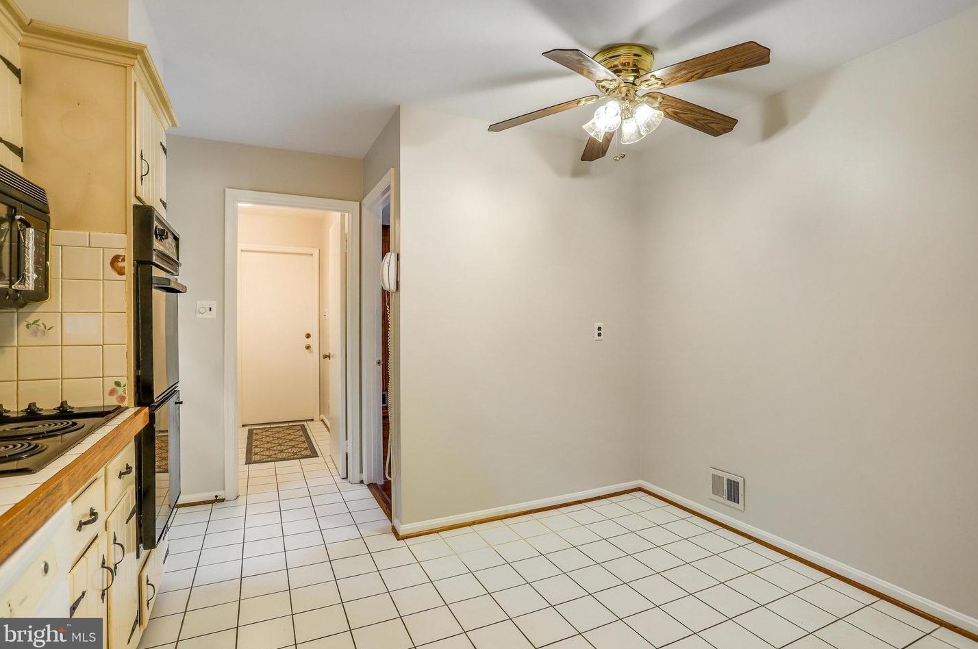 512 Highgate Ter, Silver Spring MD 20904-6312 exterior